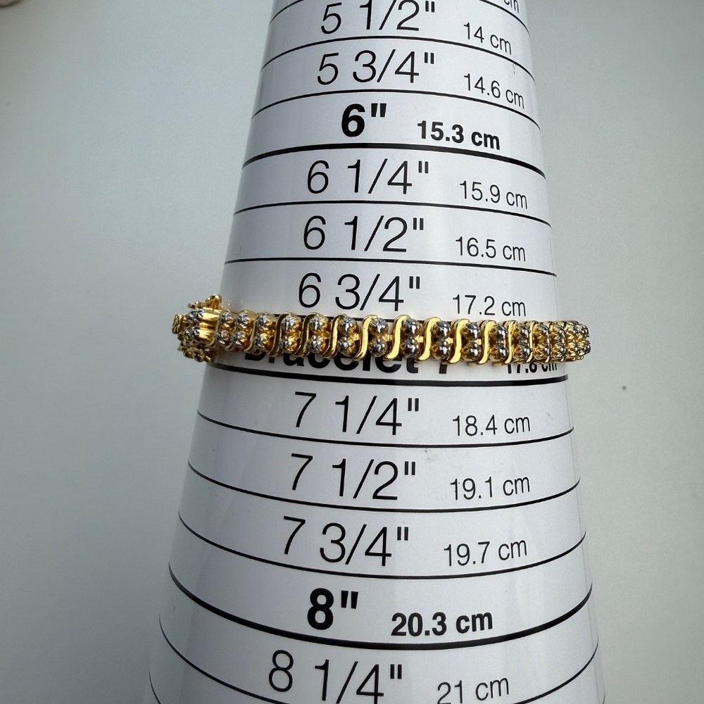 Macys Women Diamond 0.01 C.T Accent S Link Gold Plated Bracelet - Picture 7 of 7